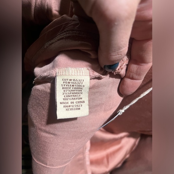 XCVI Blush V Neck Long Sleeve NWT - Picture 5 of 7